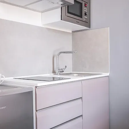 649 Mono Con Terrazzo Апартаменти